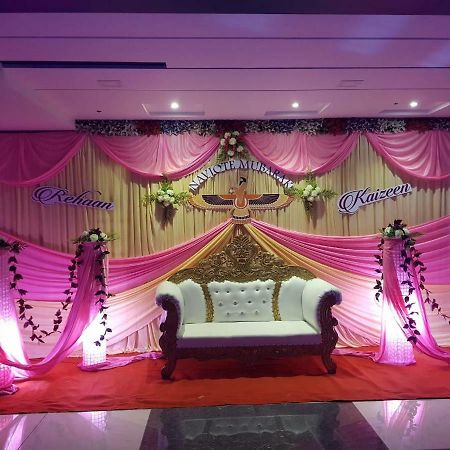 Hotel Shahi Darbar Navsari 외부 사진